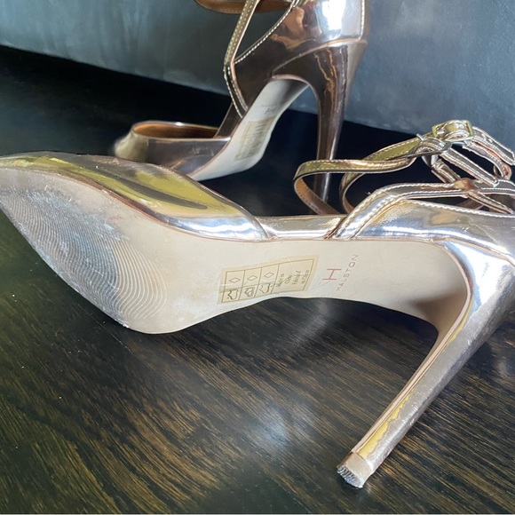 Halston Heritage Size 8 Gold Strappy Pumps 4.5” Heel - Picture 2 of 4